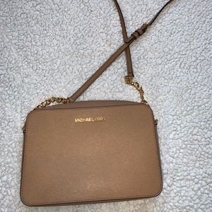 Michael Kors Crossbody